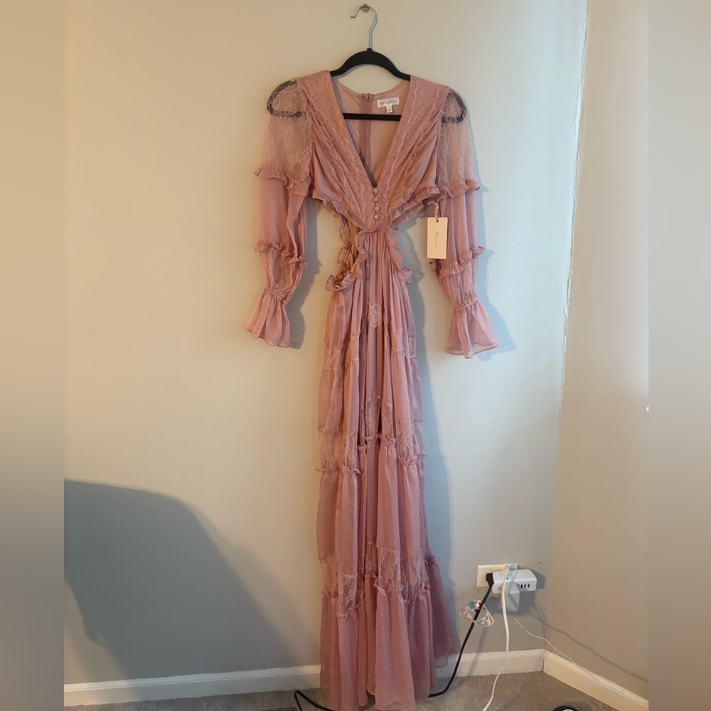 Elegant Pink Long Sleeve Lace Dress